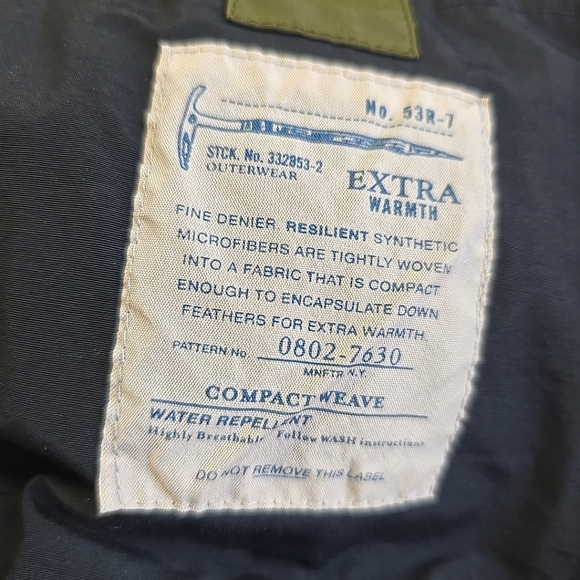 J Crew Expedition Down Filled Mens Size Large Boulder Vest - Picture 8 of 10